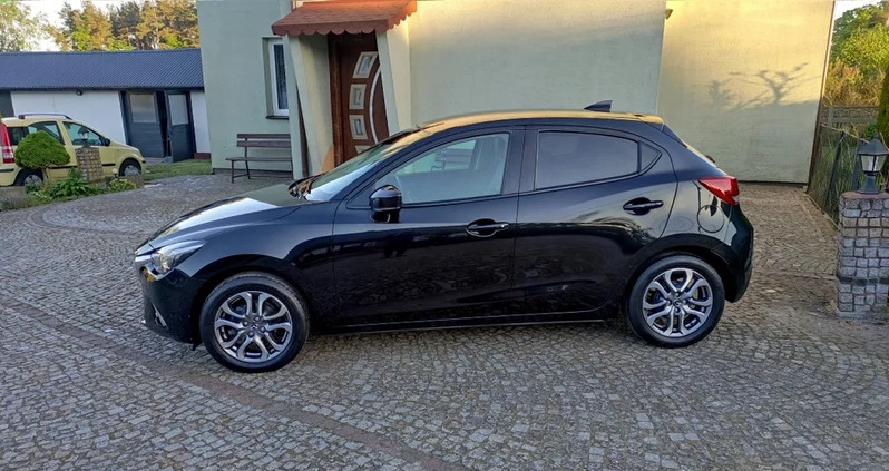 Mazda 2 cena 42900 przebieg: 160000, rok produkcji 2017 z Dęblin małe 781